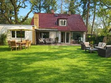 Pastor-Niemöller-Platz - Garten, Keller