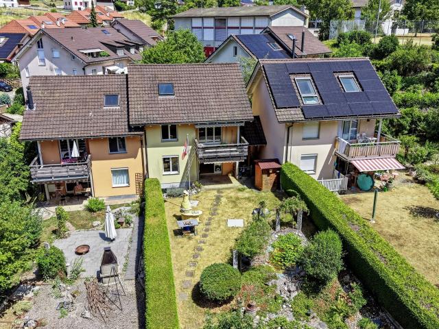 Charmantes Zuhause mit Traumgarten