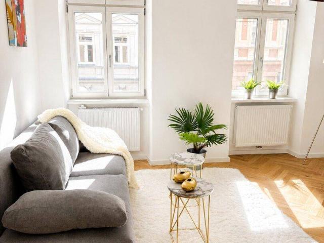 Charmantes 1,5 2 Zimmer Apartment Nähe Schönbrunn & U4+U6!