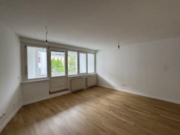 Charmantes 1 Zimmer Cityapartment + hofseitige Loggia + Grünblick Nähe Schottentor