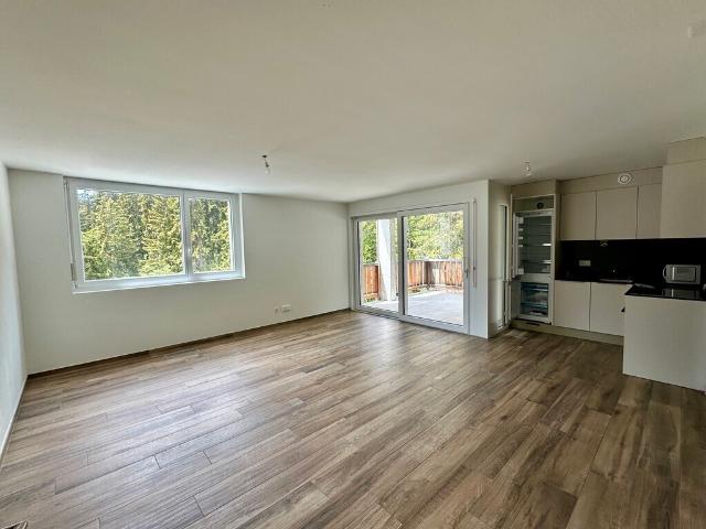 Charmantes 2,5 Zimmer Neubau Apartment zu mieten für ein Jahr