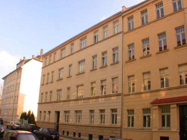 Charmantes 2 Zimmer Appartement in ruhiger Nebenstraße