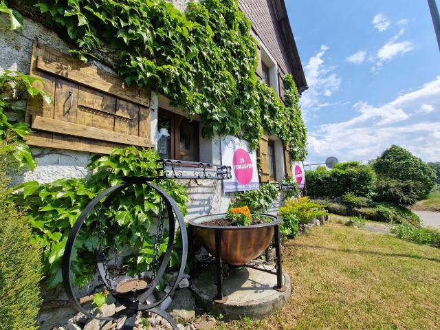 Charmantes 3,5 Zimmer Ferienhaus in Pleigne zum Verkauf