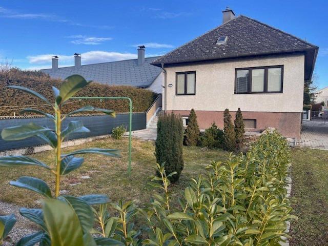 Charmantes 3 Zi Einfamilienhaus mit Garten, Terrasse & Garage in St. Pölten um 268.000 €