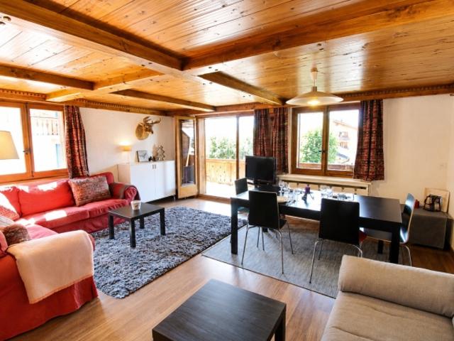 Charmantes 3 Zimmer Apartment mit zwei Bädern