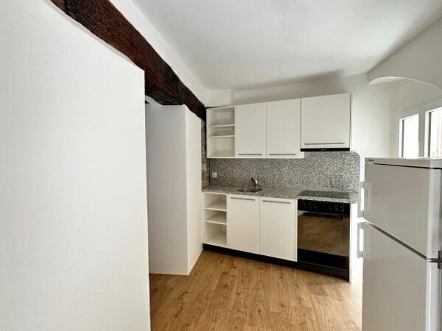 Charmantes 3 Zimmer Haus in einem historischen Gebäude in der Nähe des Sees