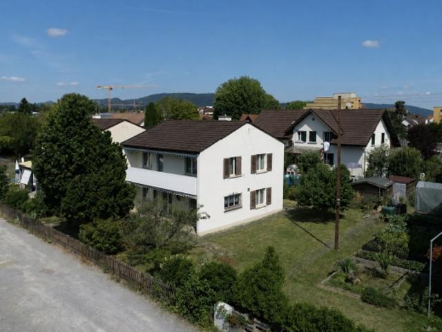 Charmantes 4.5 Zimmer Einfamilienhaus mit praktischem Grundriss