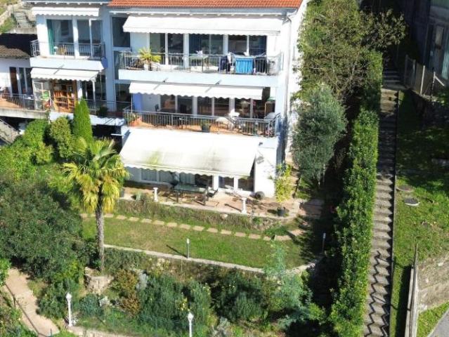 Charmantes 4.5 Zimmer Einfamilienhaus mit Seeblick und Ausbaupotenzial in Bissone