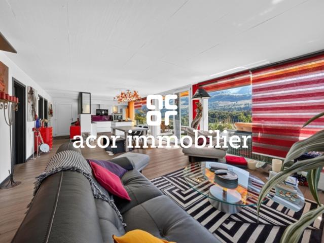 Charmantes 4 Zimmer Apartment mit Panoramablick auf die Vanils