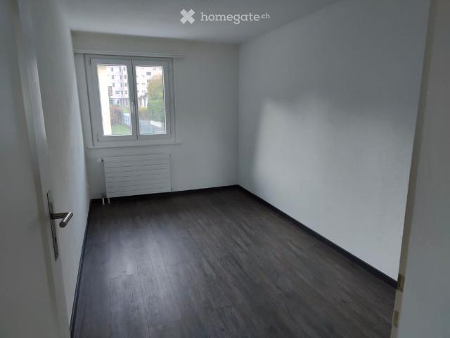 Charmantes 4 Zimmer Einfamilienhaus in Glarus – ruhige Lage mit gepflegtem Garten