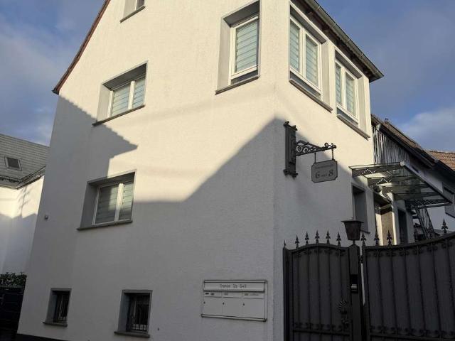 Charmantes 4 Zimmer Familienhaus mit Einbauküche und Stellplatz