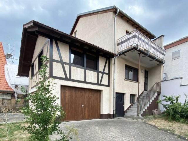 Charmantes 4 Zimmer Haus mit Hof im Ortskern von Malsch, Heidelberg