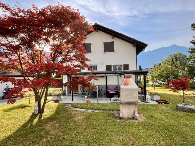 charmantes 5 1/2 Zi Einfamilienhaus an idyllischer Wohnlage im Grünen