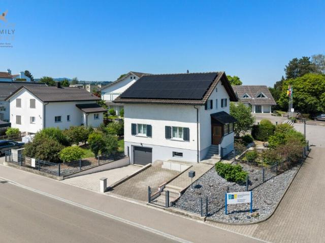 Charmantes 5 1/2 Zimmer Einfamilienhaus mit idyllischem Garten
