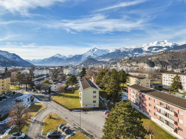 Charmantes 5,5 Zimmer Duplex Dachgeschoss, das mit Geschmack komplett renoviert wurde