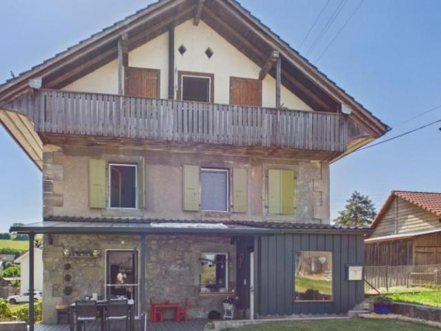 Charmantes 6.5 Zimmer Einfamilienhaus + unabhängiges Studio
