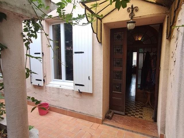 Charme, authenticité et 204 m² de potentiel à Pennautier ! 139m² Pennautier
