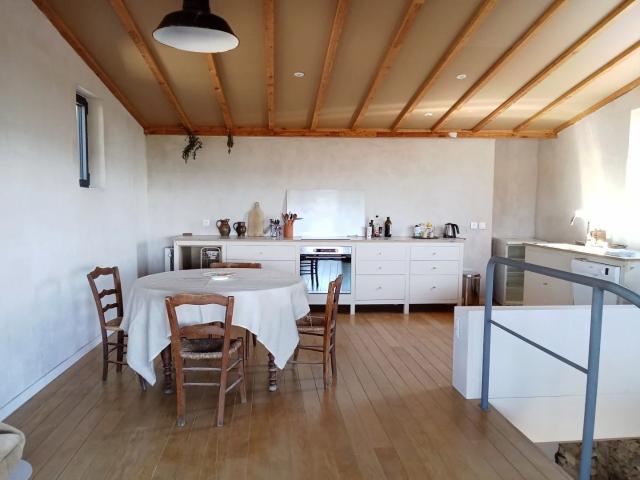 Charme de l’ancien & confort moderne, avec terrasse et vue impre