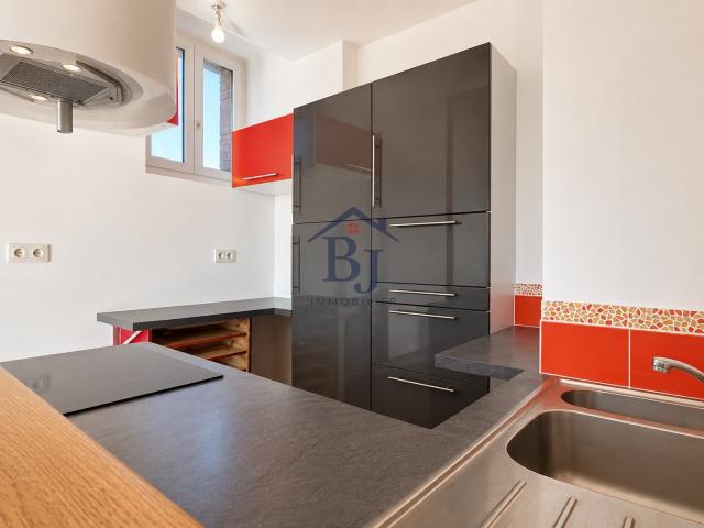 Charme de l'ancien T2 de 46 m2 dans le centre historique 45m² Rennes