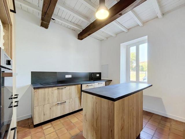 Charme de l'ancien & confort moderne – Maison 3 niveaux