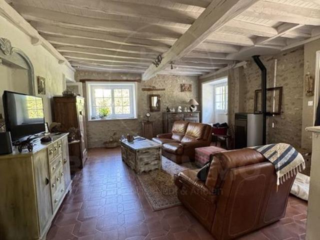 Maison 5 pièces rénovée à Chalo Saint Mars