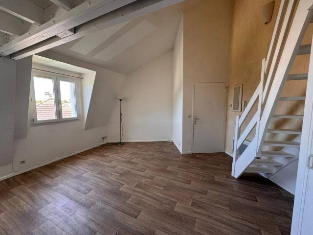 Charme et confort en plein cœur de Marolles en Hurepoix: appart