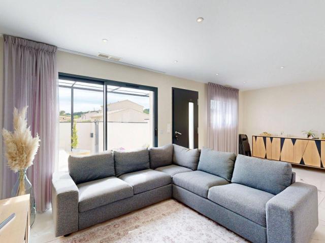 Charme et confort moderne ? Maison 106 m2 avec piscine