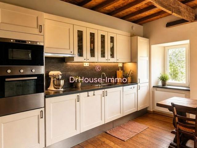 Charme et Authenticité: Maison en Pierre et Lauze