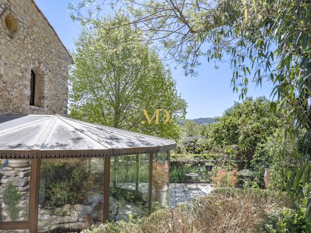 Charme et Authenticité: Propriété de caractère en campagne