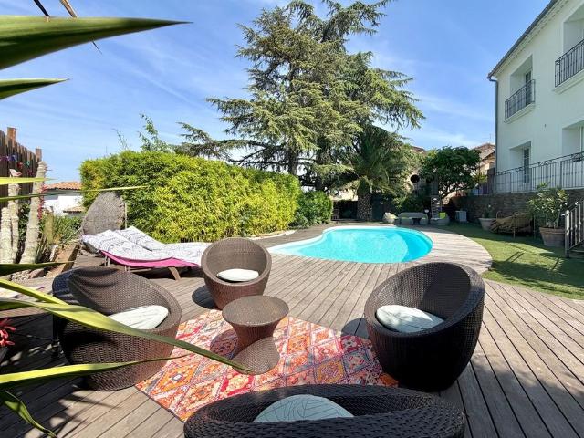 Charme et Elégance aux portes de Montpellier. 275m² Montpellier