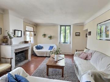 Charme et élégance pour cette superbe maison de village à Sa. 116m² Saint Martin de Pallières