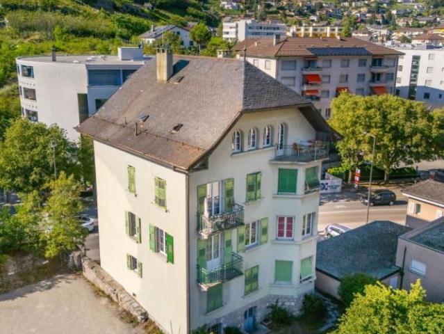 Charme et espace à deux pas du centre de Sierre