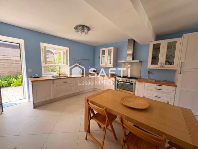 Charme intemporel d'un cottage en pierre