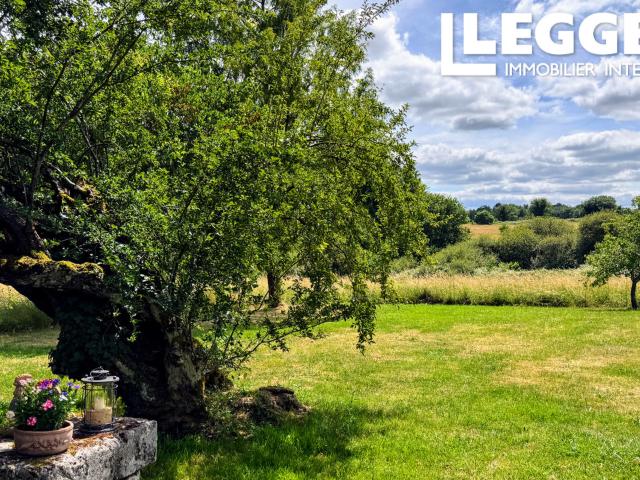 Charme rural, vues dégagées et calme absolu à seulement 10 minutes des commodités. 2 Chambres, Jardin et Vue