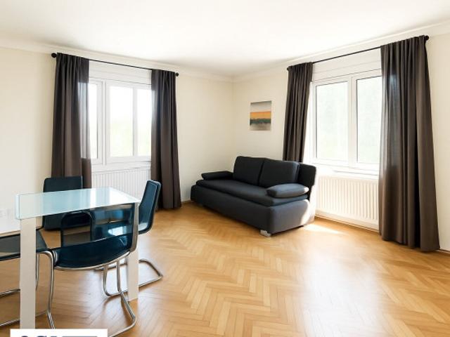 Charme trifft Komfort – 2 Zimmer Wohnung mit toller Anbindung
