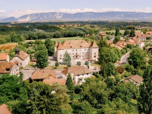 CHARME UND AUTHENTIZITÄT IM HERZEN DER GENFER LANDSCHAFT