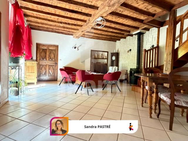 Charme, volumes et potentiel: une maison en pierre idéale p. 170m² Alixan