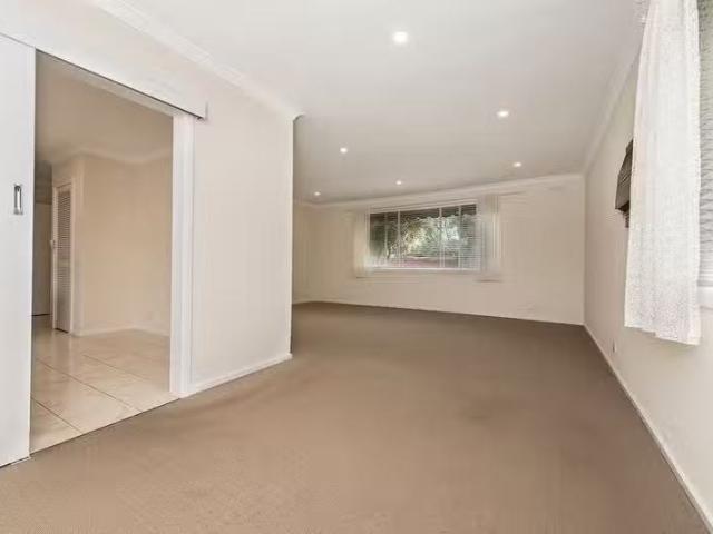 For Rent! 43 Wren Street, Altona VIC 3018