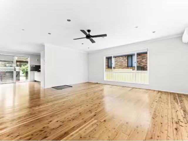 For Rent! 43 Acacia Avenue, Lake Munmorah House for rent List.