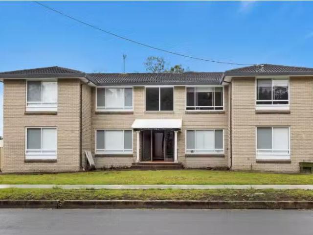 Nice 4/3 Koona Street, Albion Park Rail Apartment for rent Li.