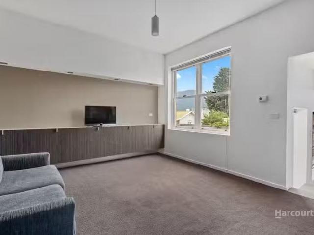 Just in! 43b Colville Street, BATTERY POINT, TAS 7004 Apartm.