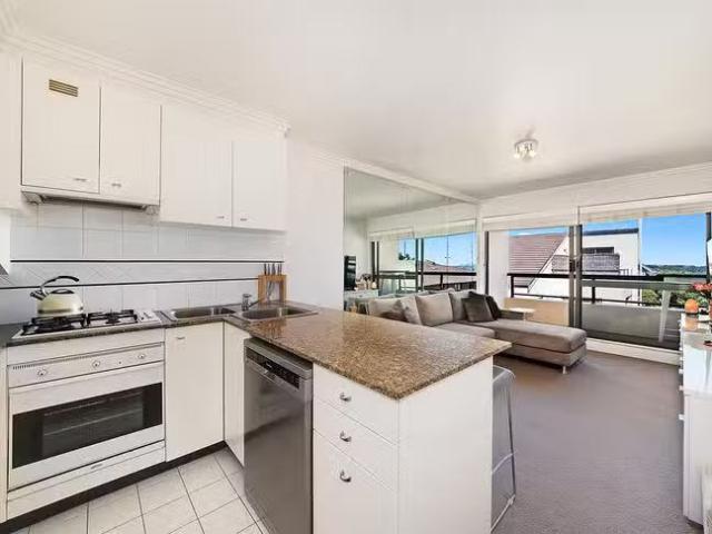 Charming 40/120 Cabramatta Road, Cremorne, NSW 2090