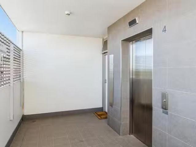 Cheap 402/93 Old Perth Road, Bassendean, WA 6054