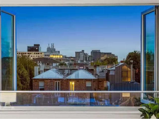 For Rent! 407/166 Wellington Parade, East Melbourne Apartment.