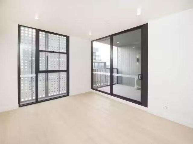 Just in! 409/9 Shuter Street, Moonee Ponds, VIC 3039