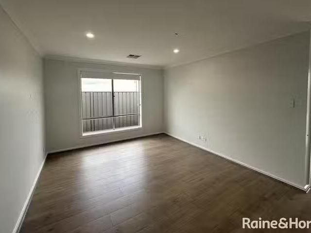 Just in! 40 Hume Avenue, Murray Bridge, SA 5253