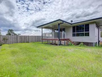 Just in! 40 Innsbruck Way, Bahrs Scrub, QLD 4207