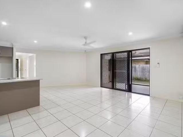 For Rent! 40 River Park Drive, Loganholme, QLD 4129