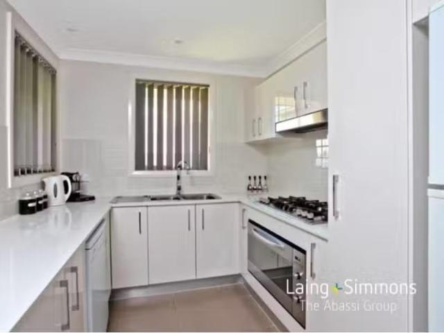 Cheap 40 Susannah Drive, Ropes Crossing House for rent Listed.