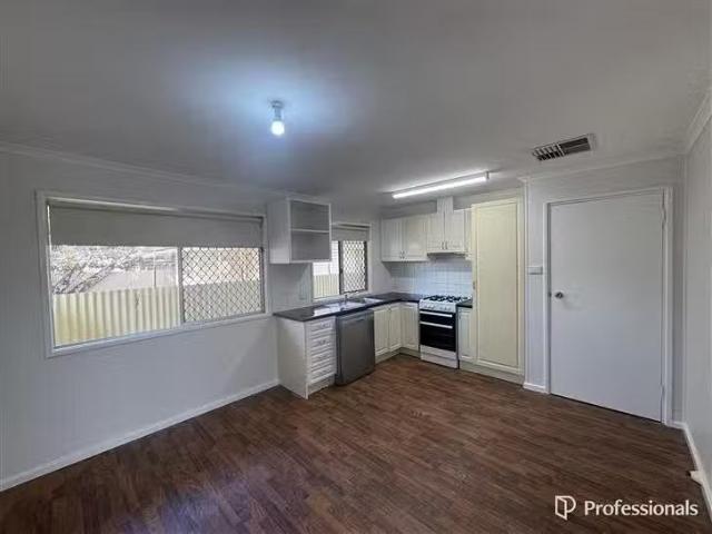 Just in! 40B Conliffe Place, South Kalgoorlie, WA 6430
